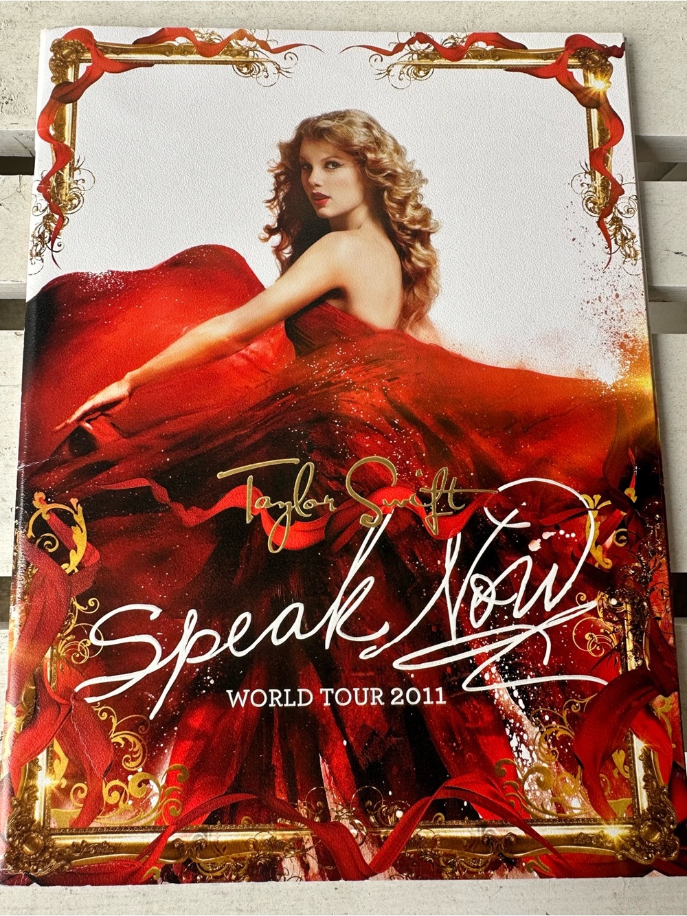 Taylor Swift World Tour Program 2011